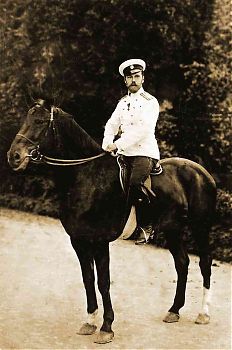 Царь Николай II верхом на коне, 700832, 700833